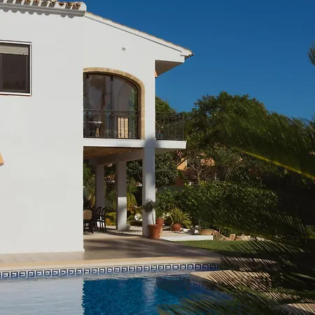 La Renda Mediterranean - Beach, Port And Amenities Within Walking Distance