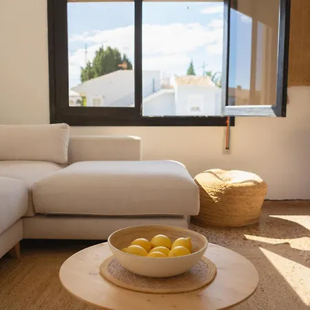 La Renda Mediterranean - Beach, Port And Amenities Within Walking Distance